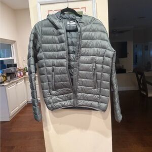 Kappa women’s small green Puffer Jacket